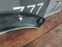 Накладка крыла заднего правого Geely Tugella 19-нв Б/У Оригинал 6073068300