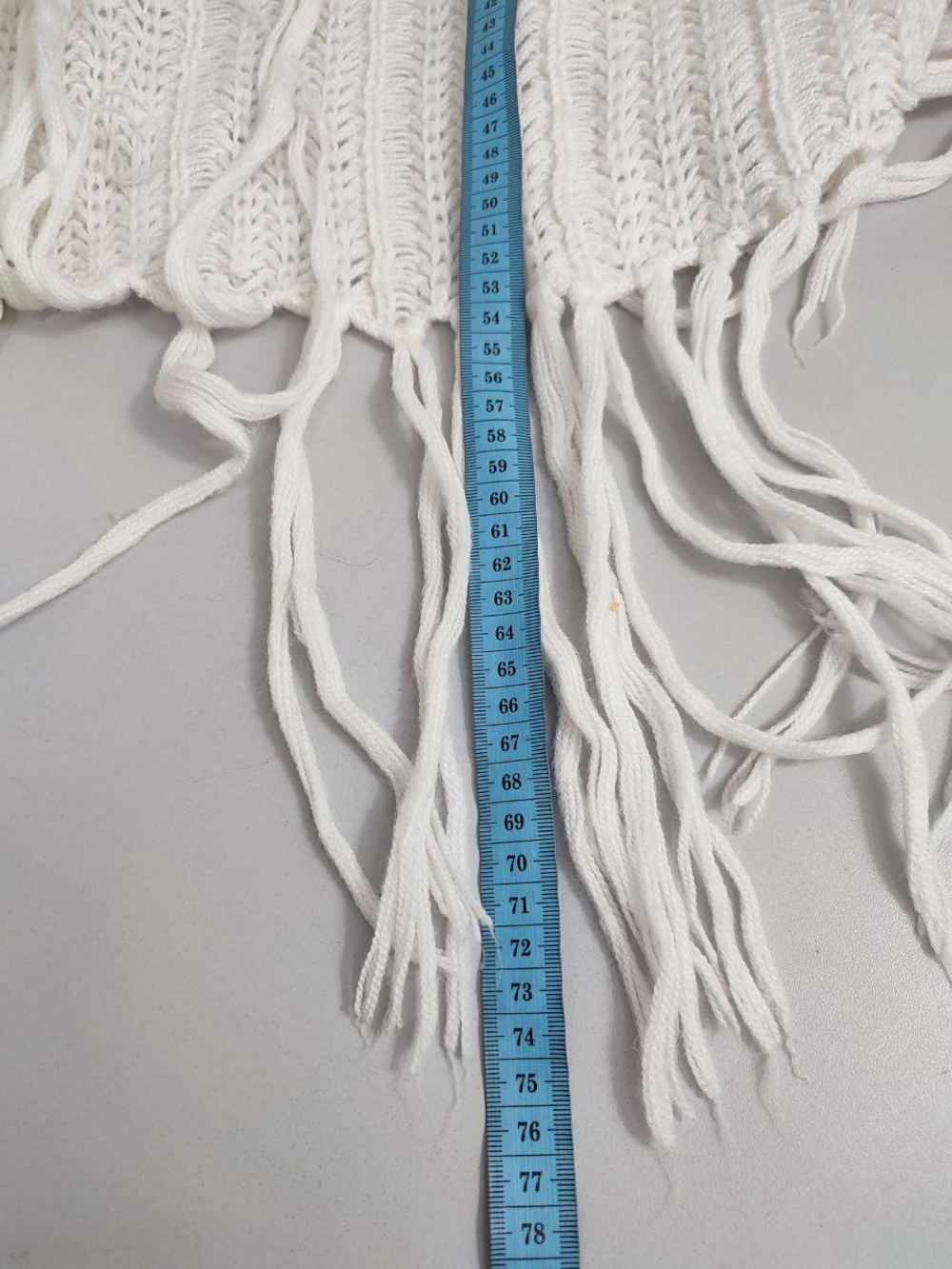 Шаль вязаная с шерстью