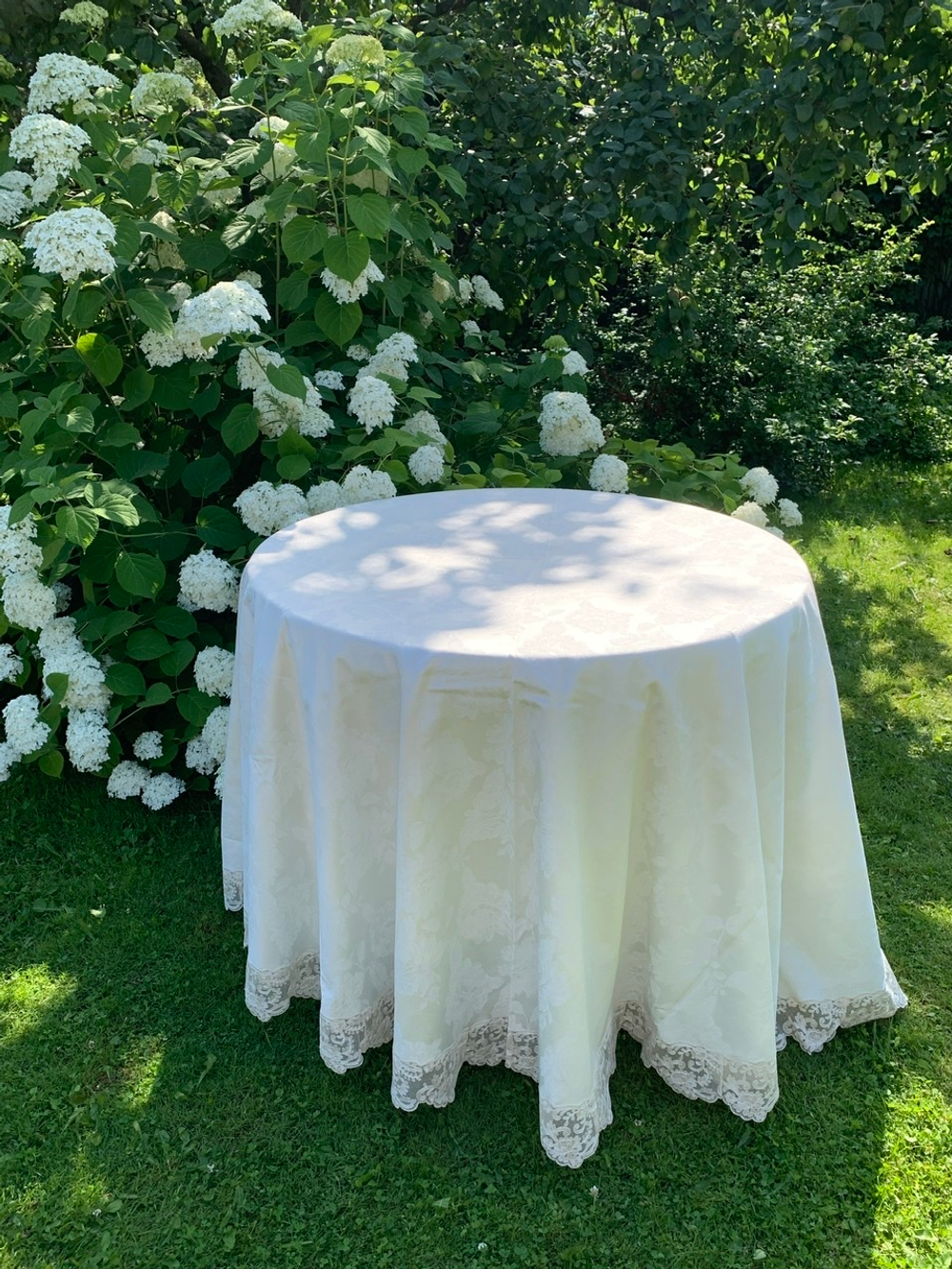 Скатерть 220 и 12 салфеток Palombella Brenda Traviata сливочные