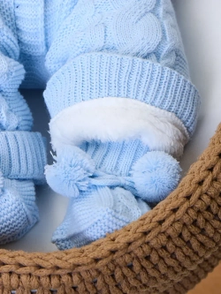 Вязаный конверт на выписку для новорожденного теплый