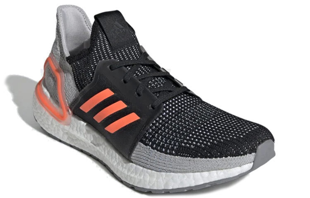 Кроссовки Adidas Ultraboost 19