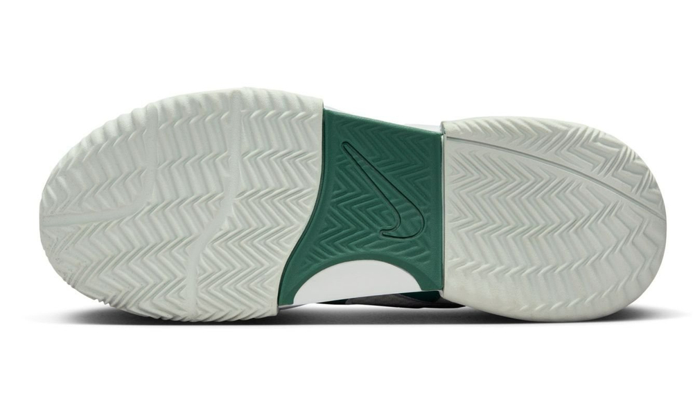 Кроссовки для тенниса Женские NIKE COURT LITE 4 для всех покрытий