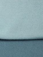 Зеленый костюм для девочки на осень