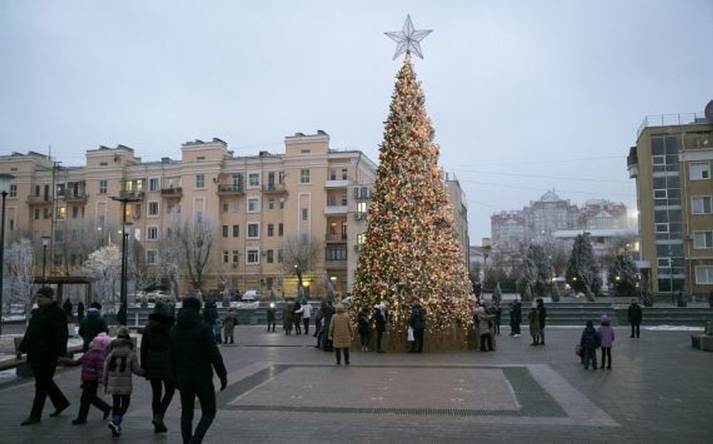 Макушка - звезда на елку «Кремлевская» белая