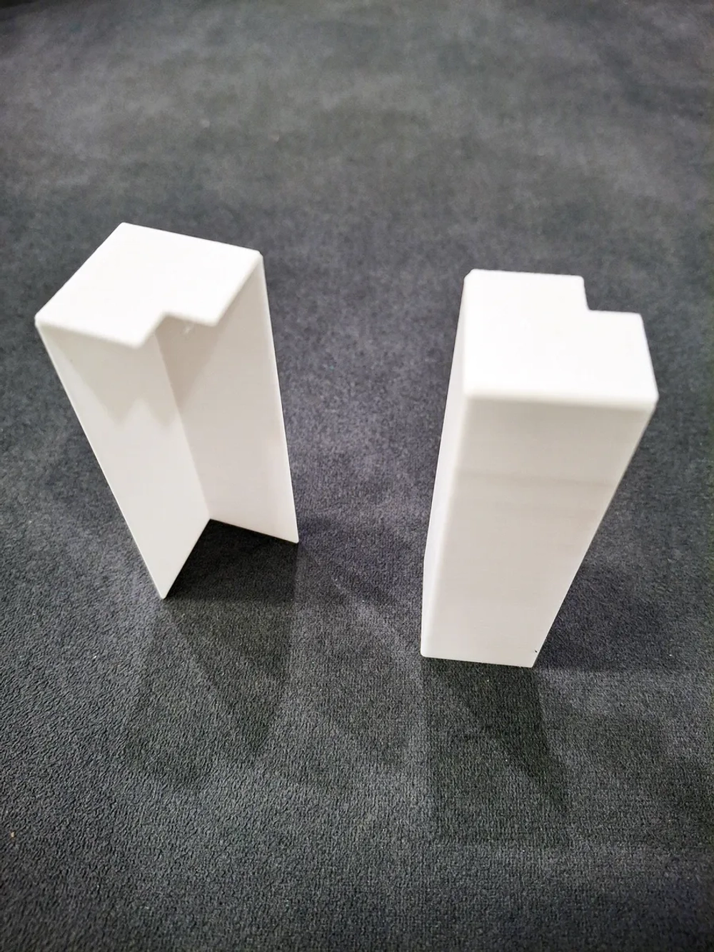 Угол наружный (4шт.) для плинтуса 80*20 мм