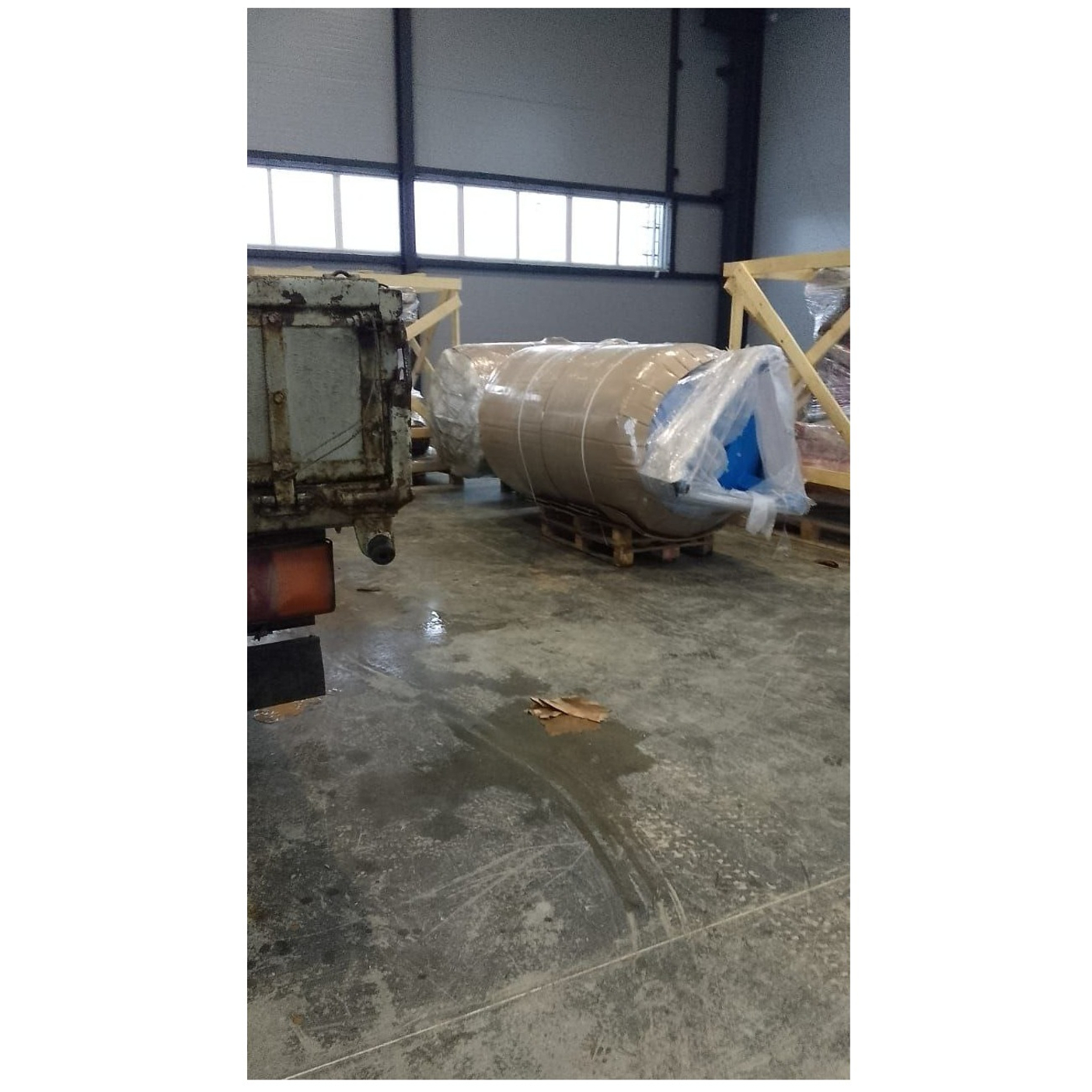 Поставка Гидроаккумуляторов WESTER объёмом 3 000 литров