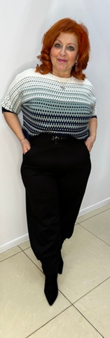 Черные брюки-момы на резинке с колечком по низу