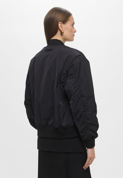 Куртка  женская PATRIZIA PEPE