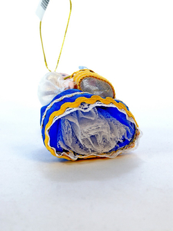 Кукла-подвеска сувенирная Цветочница