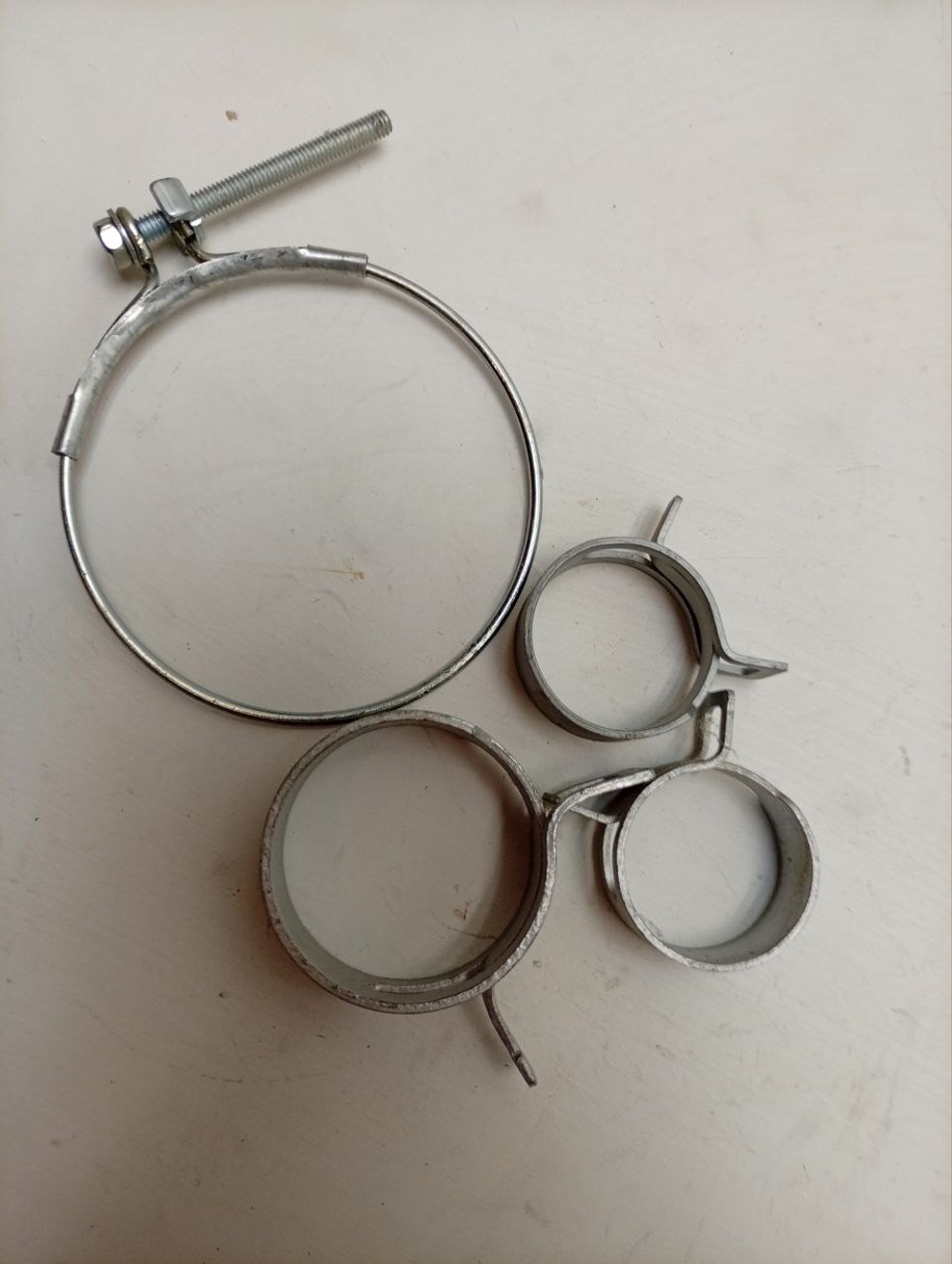 F1068SD кт11 Крепеж, хомуты для стиральной машины LG б/у