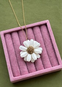 Подвеска "Ромашка белая"