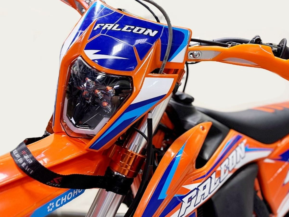 Мотоцикл BIZON Falcon A8 300 21/18 ENDURO