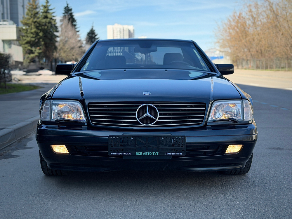 Mercedes-Benz SL 320