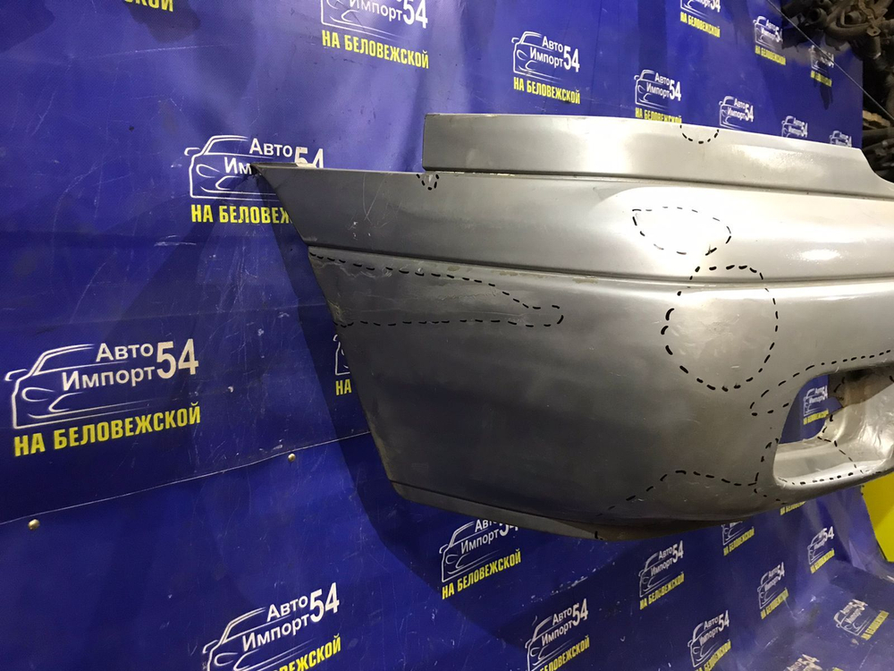 Бампер передний MAZDA MPV 1996