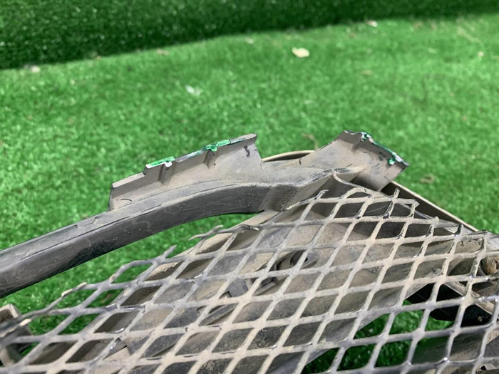 Решетка радиатора Toyota Land Cruiser 200 (2007-2012)