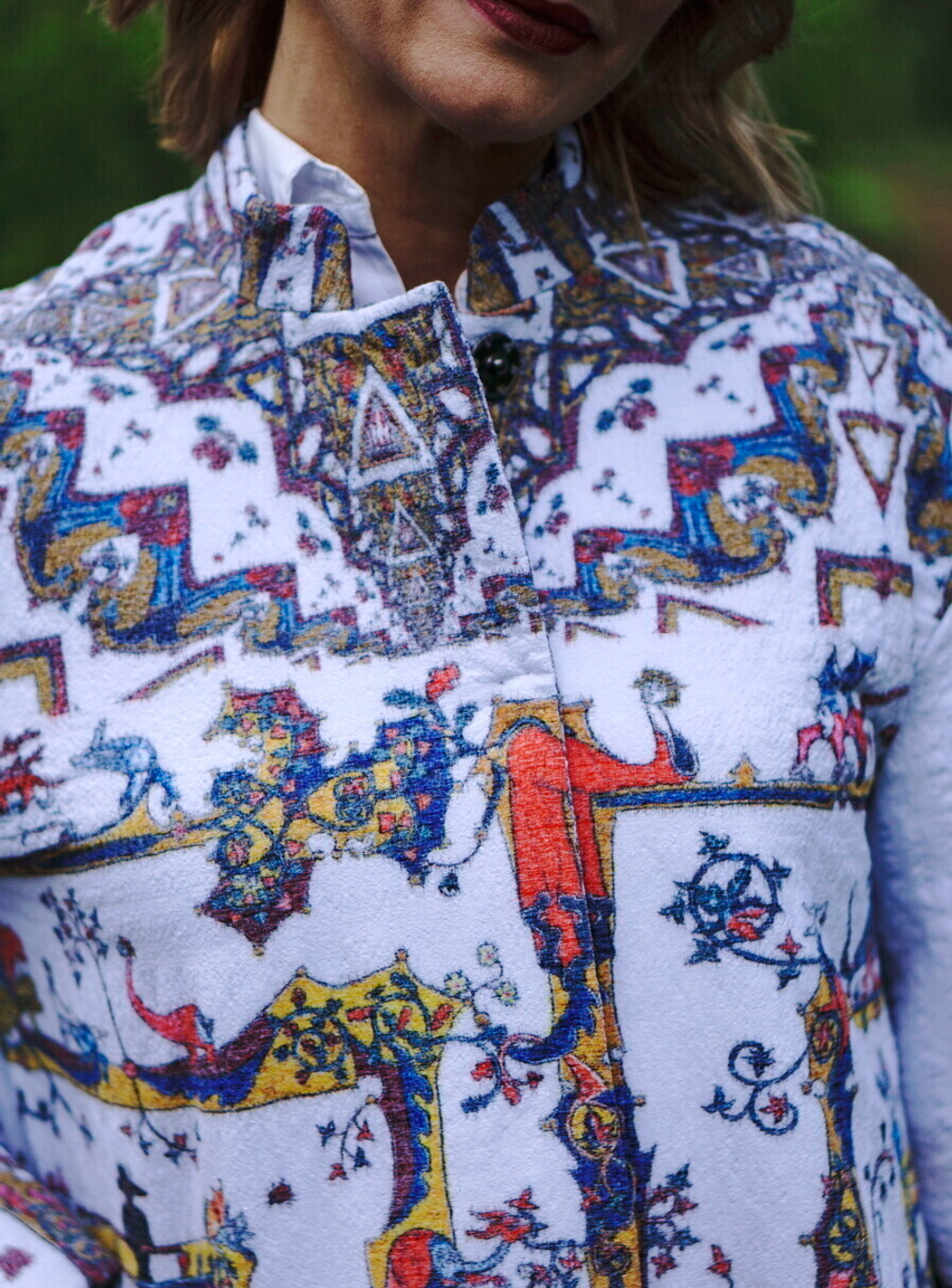 Пальто "Лабиринт", по мотивам средневековых буквиц и фантастических существ со страниц Псалтири Латтрелла