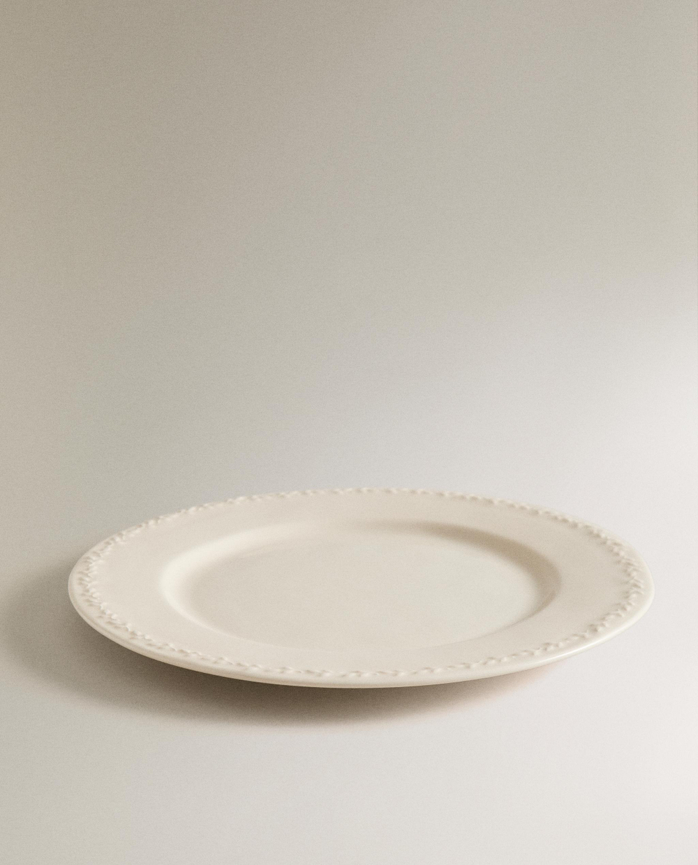 Zara Home набор столовой посуды из фаянса, цвет кремовый, 28.4 см