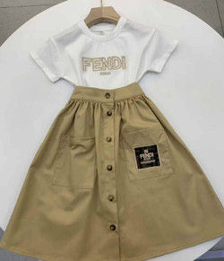 Юбка и футболка Fendi