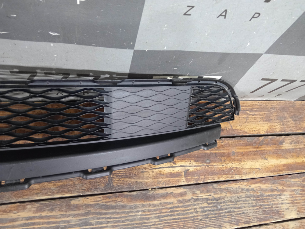 Решетка переднего бампера Infiniti QX60 16-20 Б/У Оригинал 620749NC0A