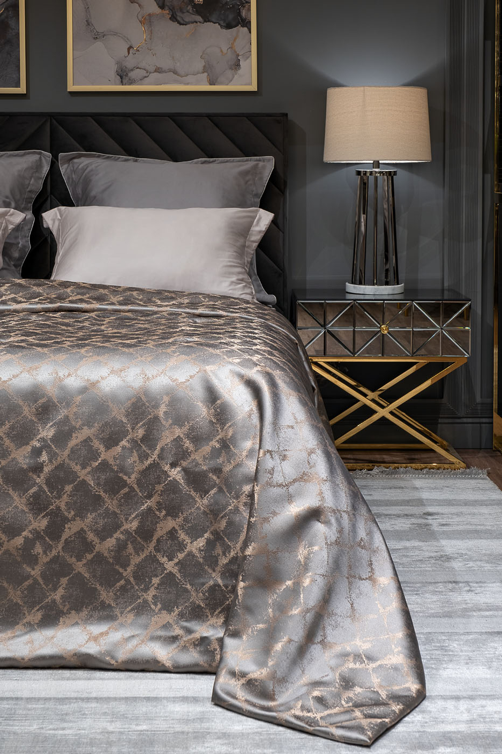 Тумба с матовой зеркальной отделкой Garda Decor каркас металл. 60*40*60 см