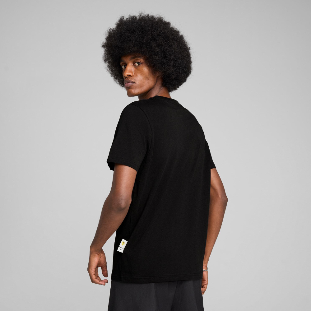 PUMA X SCUDERIA FERRARI МУЖСКАЯ ФУТБОЛКА С ПРИНТОМ HP RACE BIG SHIELD, ЧЕРНЫЙ