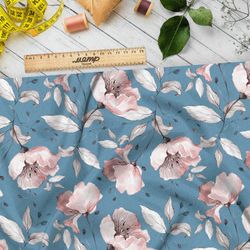 Ткань атлас нежные розовые цветы