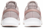Кроссовки Nike Legend Essential 2 (Женская размерная сетка)