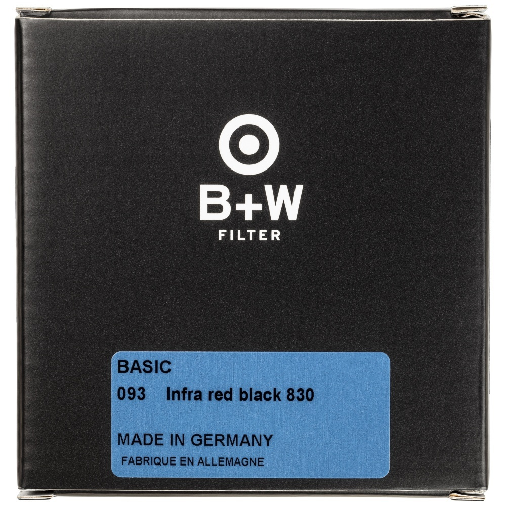 B+W BASIC 093 IR Black Red 830 82mm. Светофильтр инфракрасный для фотосъёмки