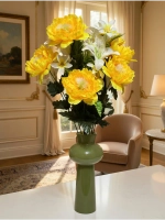 Премиальный букет искусственных цветов