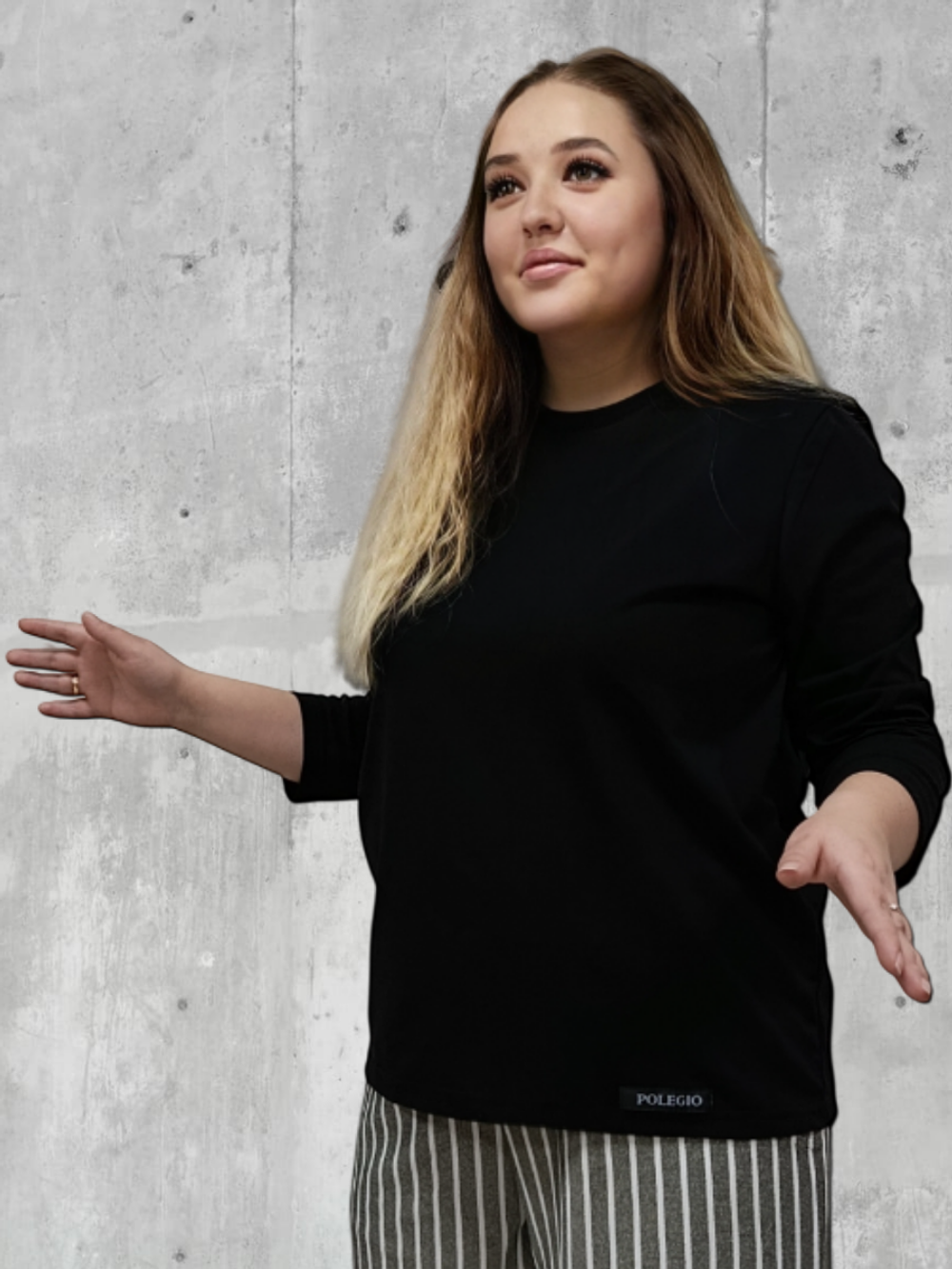 24417 Джемпер женский, рукав 3/4 с нашивкой кулирка черный (60)