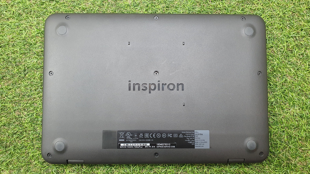 Ноутбук DELL Inspiron 3180, 11.6", AMD A6 9220e 1.6ГГц, 4ГБ, 32ГБ eMMC, AMD Radeon R4, 3180-7680