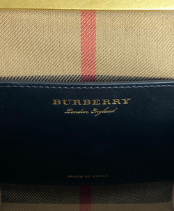 Клатч Burberry