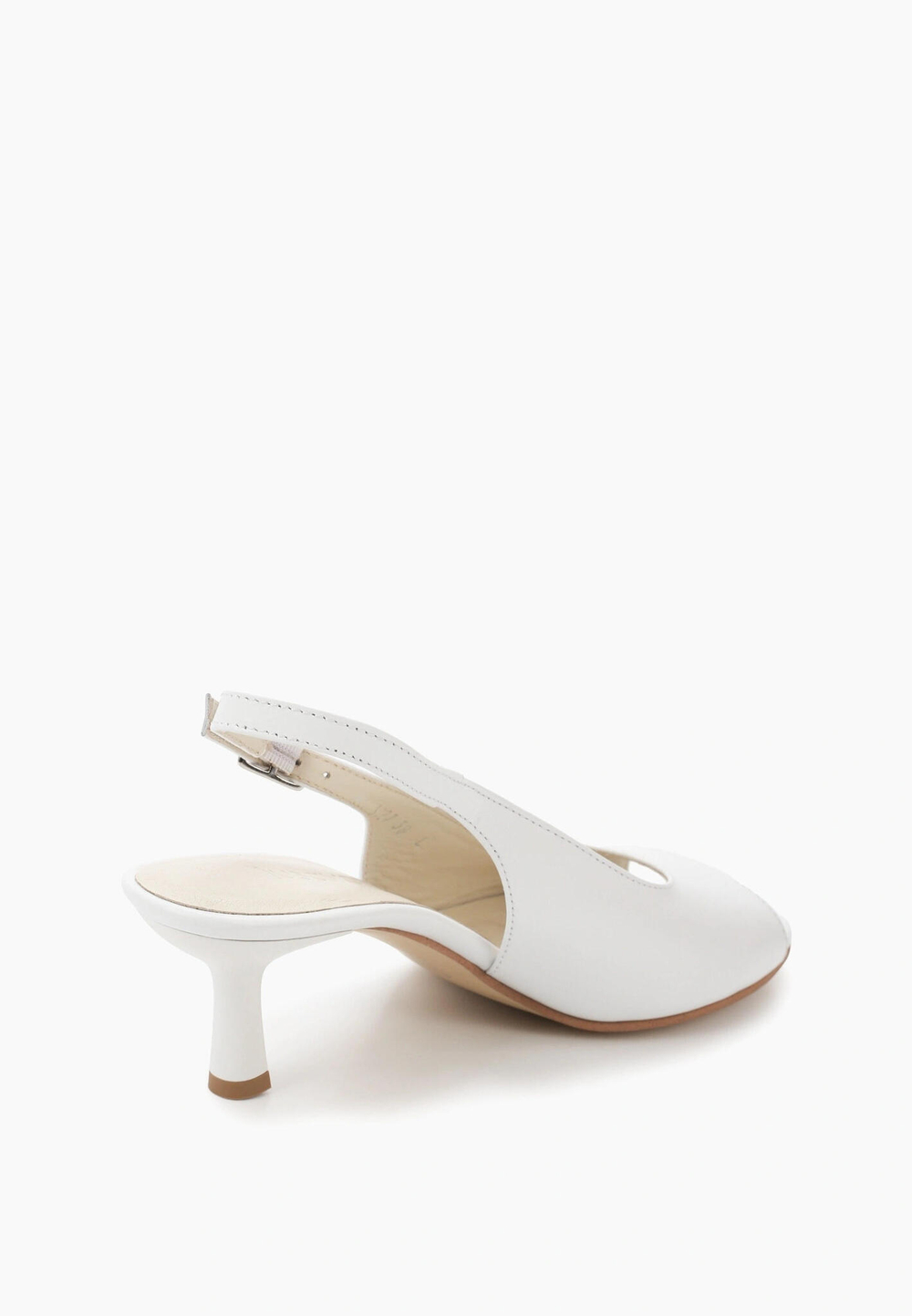 Босоножки // Inna // White