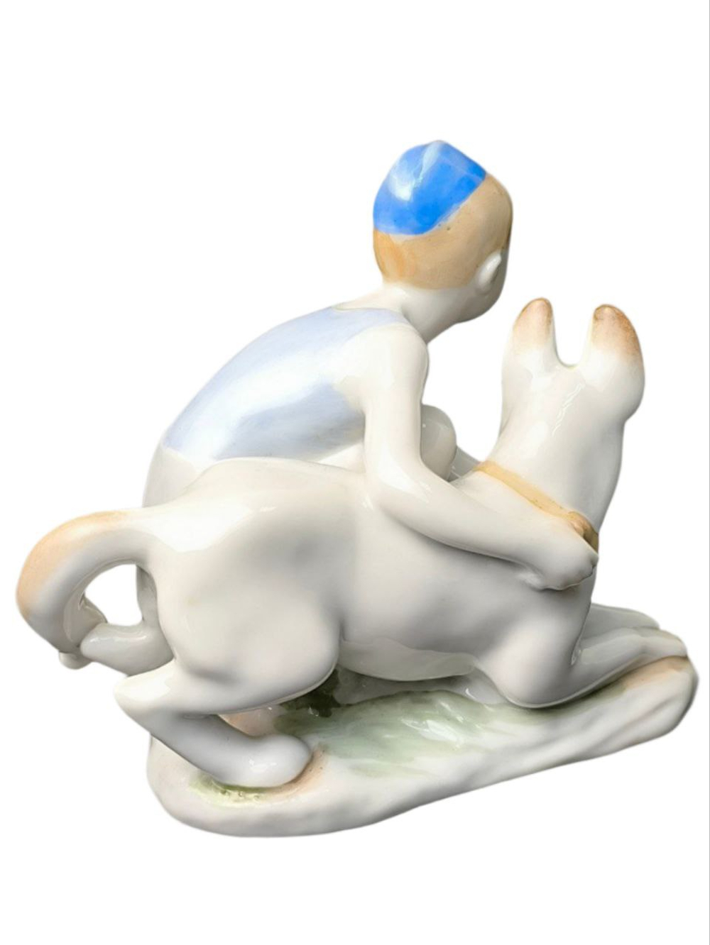 Фарфоровая статуэтка "Юный пограничник с собакой" ЛФЗ