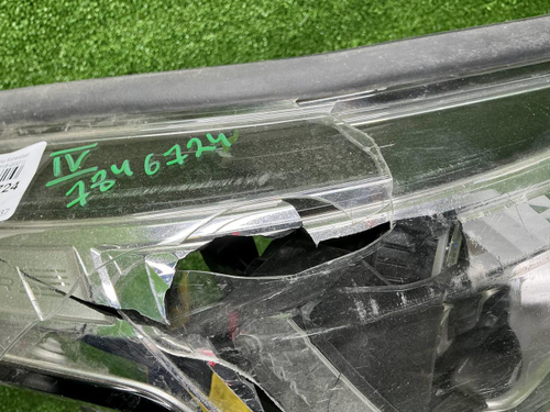 Битая Фара правая Subaru Forester 5 SK (18-21) LED