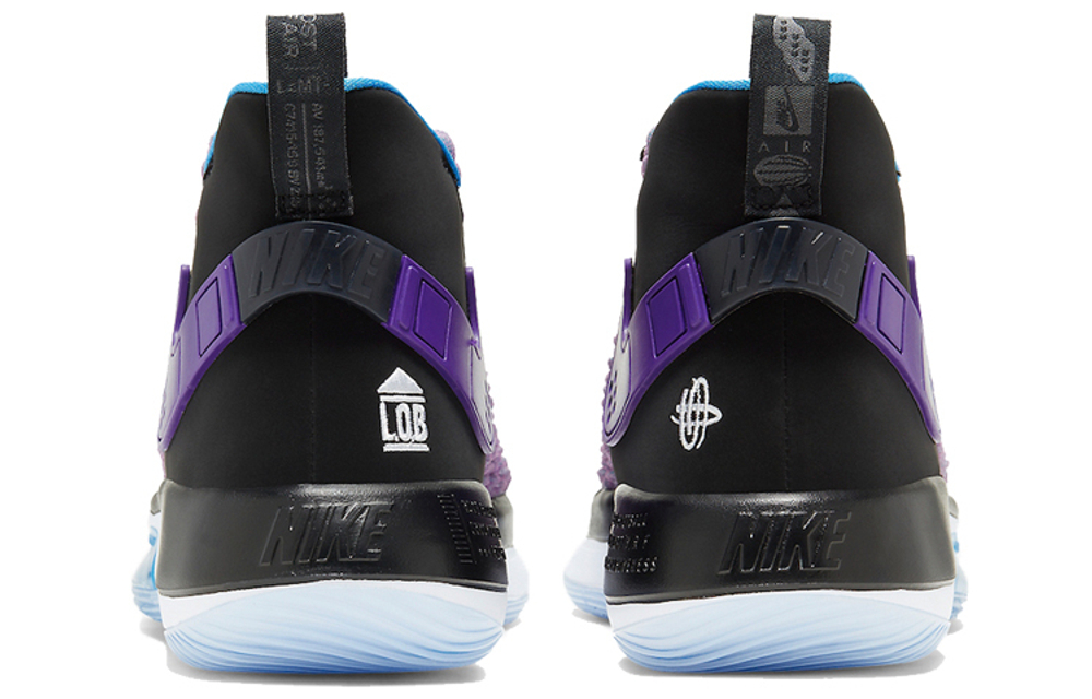 Кроссовки Nike Alphadunk
