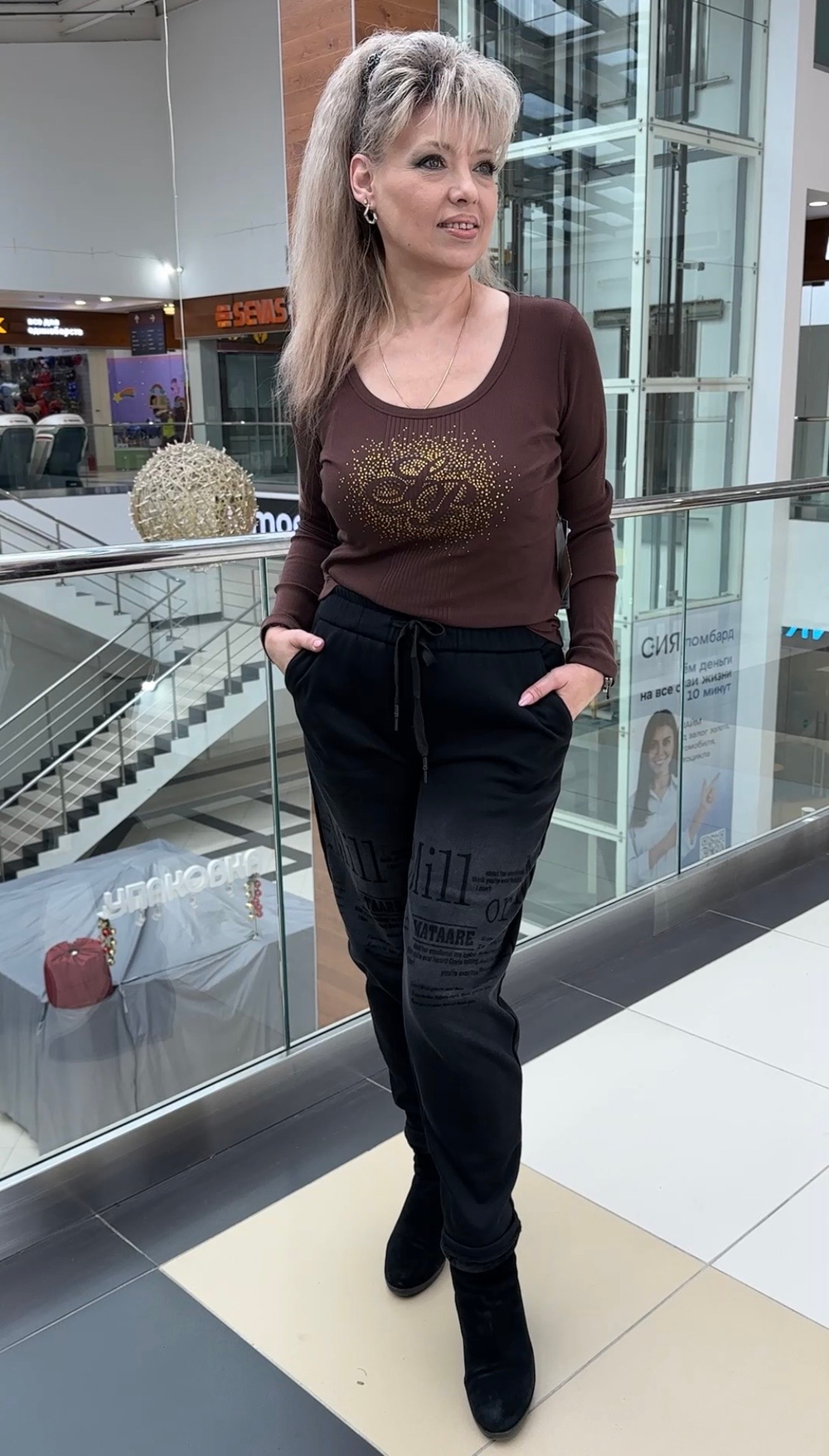 Шелковый австрийский блузон со стразовым принтом