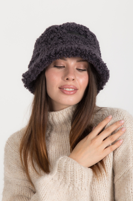 Панама "Тедди" из овчины, цвет баклажановый