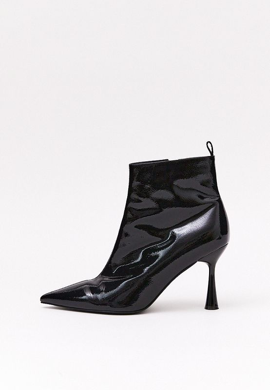 Ботильоны лаковые с острым мысом, черный