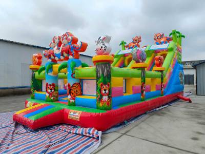 Коммерческий надувной батут «Тигриная страна 4», 10*5*5 м