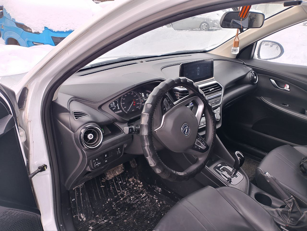 Changan Alsvin 1.5 AMT LX