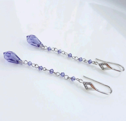 Серьги длинные с кристаллами Сваровски "Ледяная лаванда"