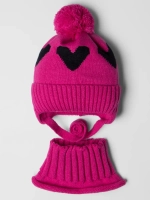 Шапка для девочки на осень с манишкой