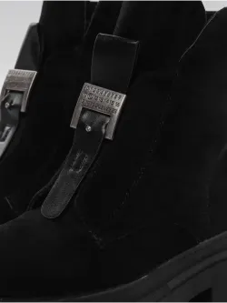 Зимние ботинки на высокой платформе