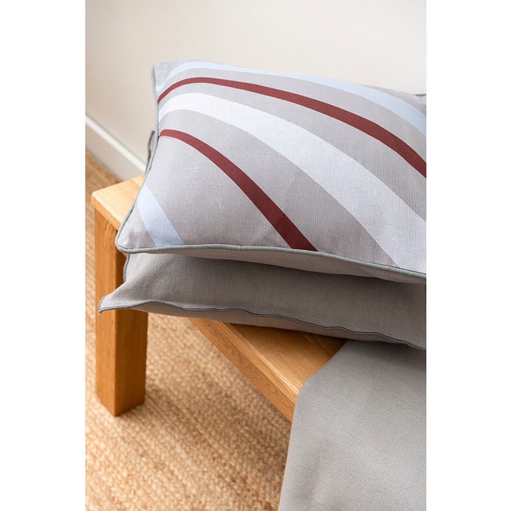 Чехол на подушку из хлопка с принтом tulip field из коллекции terra, 45х45 см