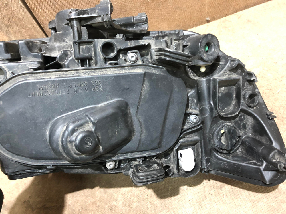 Фара левая адаптив целая Volvo S60 2 13-18 Б/У Оригинал 31420108