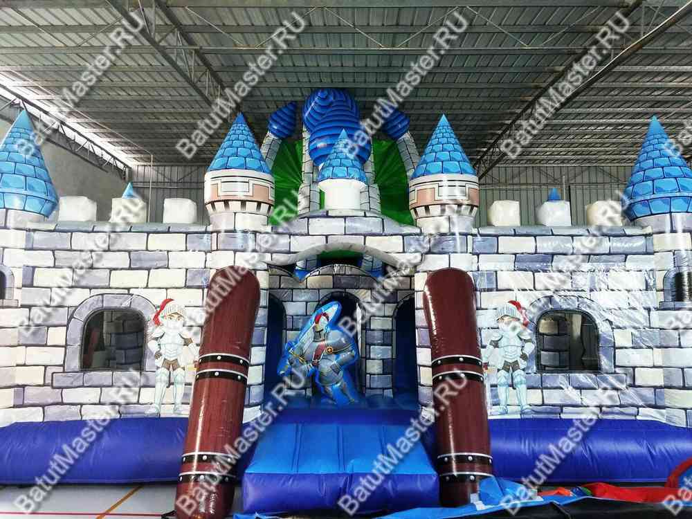 Коммерческий надувной батут "Рыцарь" 12*12*6,5 м