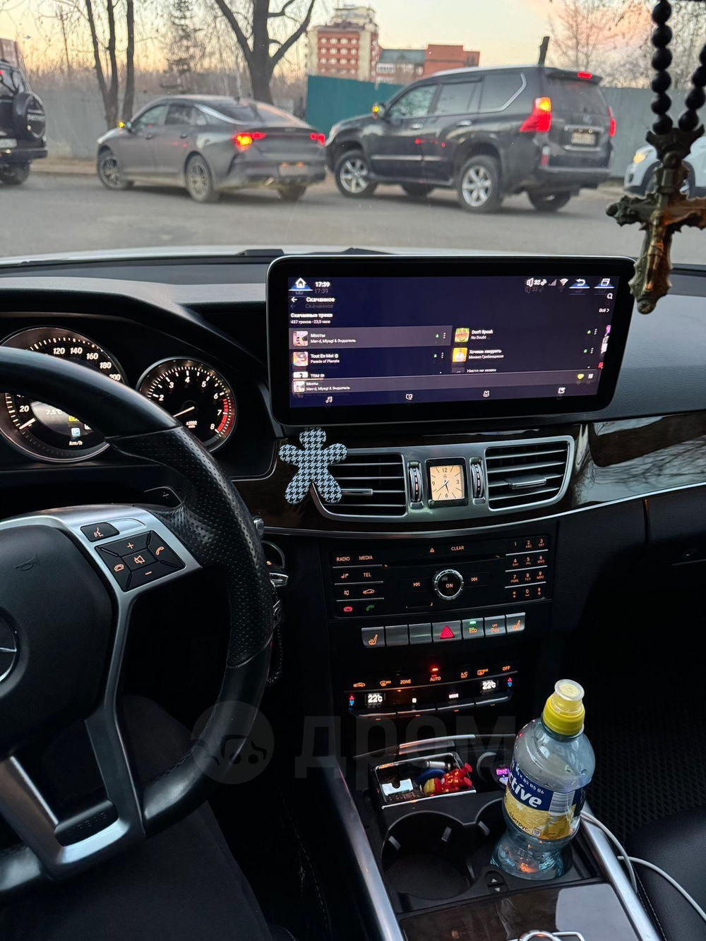 Магнитола Mercedes-Benz E W212 седан левый руль 2015-2016 NTG 5.0 - Teyes LUX ONE монитор 12.3", Android 10, 6+128Гб, CarPlay, 4G SIM-слот