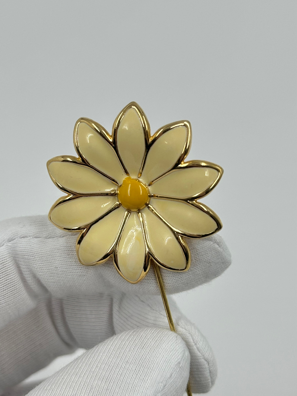 Брошь булавка Ромашка