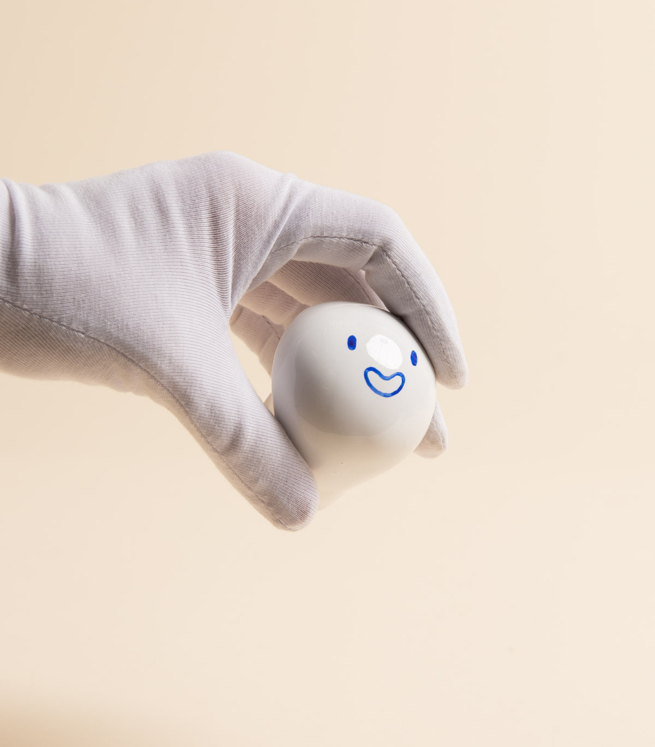 Крючок-скульптура — Рожицы, белый с синим | vaya.for.fun